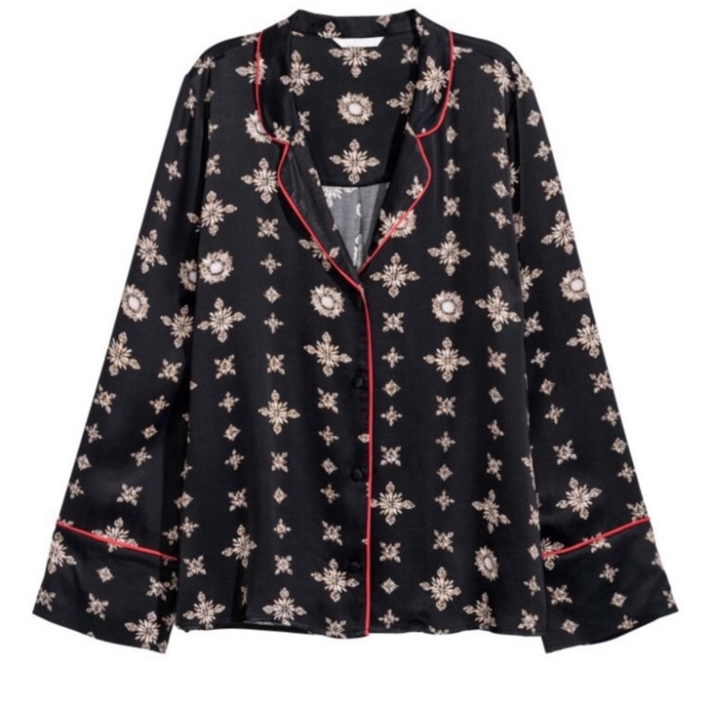 H&M BLACK TAN MEDALLION SATIN PAJAMA TOP 14